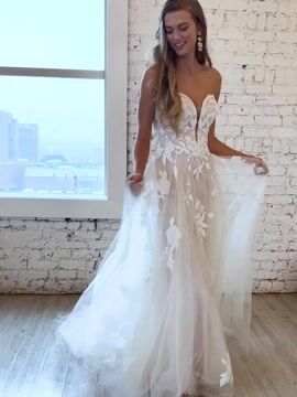 Hattie Lane Marie Sexy Boho Plunging V Neck Wedding Dress