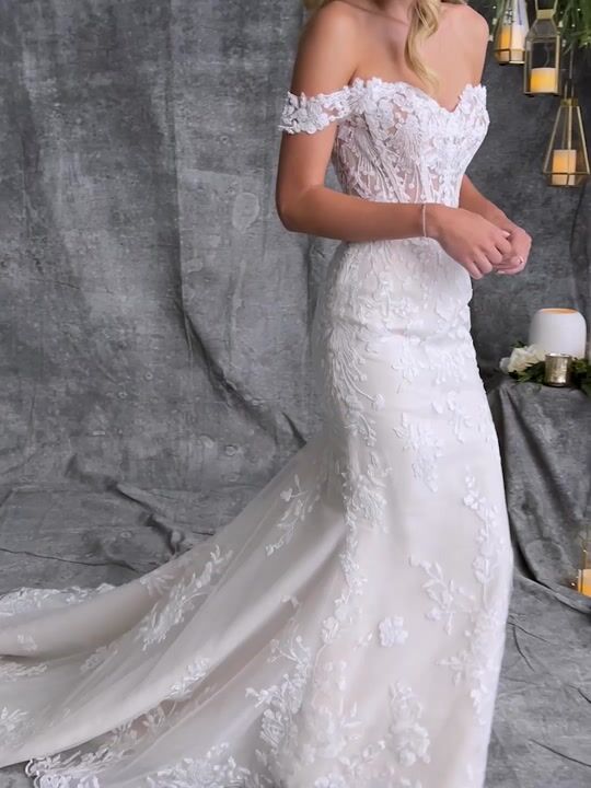 Plus Size Off the Shoulder Lace Wedding Dress Harlem by Maggie