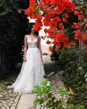 Havana Lace Beach A Line Wedding Gown Maggie Sottero